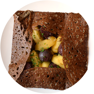 現地視察 ガレットの本場フランスで 福井産ガレット粉を職 に試してもらいました