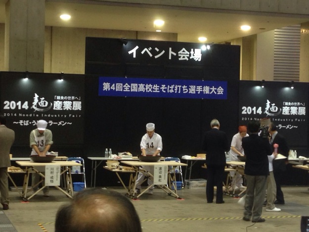 全国高校生そば打ち選手権を視察する為、麺産業展2014 in東京ビッグサイトに行ってきました。