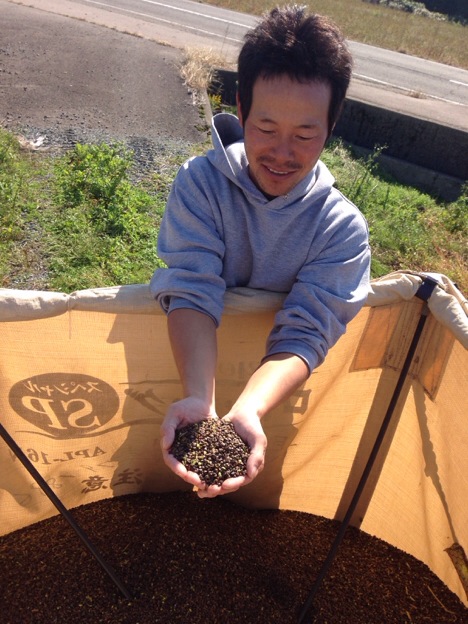 【2013年 福井そば畑レポート】乾燥前のソバの収穫を見学し、生産者のそば作りへのこだわりや今年の出来をお聞きしました。