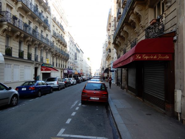 ガレット（Galette）に触れるフランス視察②：パリ市内のガレット通り（モンパルナス通り）に立ち並ぶクレープリーを感じる。