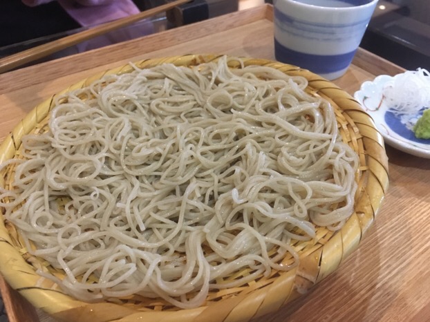蕎麦屋すみ蔵［滋賀/石山寺］は、福井丸岡町産そばを贅沢に使った自家製粉の手打ちそばが美味い。